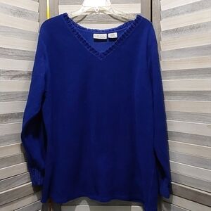 Fleece V-neck top with velour trim | Basic Edition | 1X